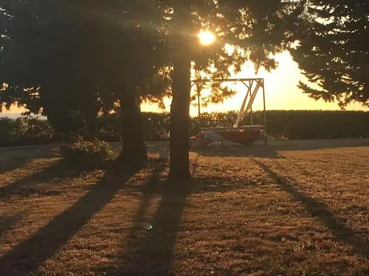 Séjour à la campagne Maison d'hôtes Poggio Ai Due Pini à Bibbona